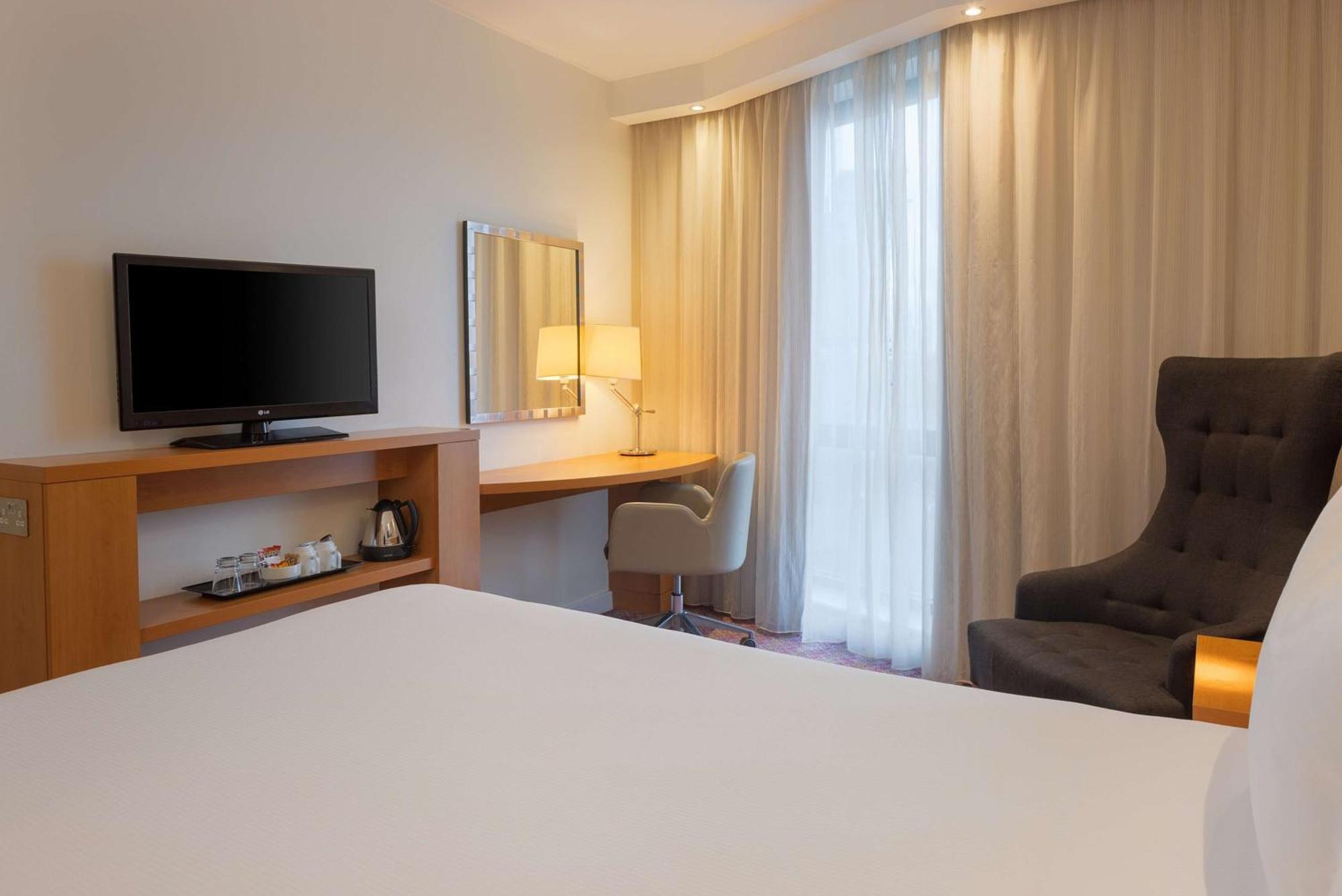 Hampton By Hilton London Waterloo Hotel Екстериор снимка