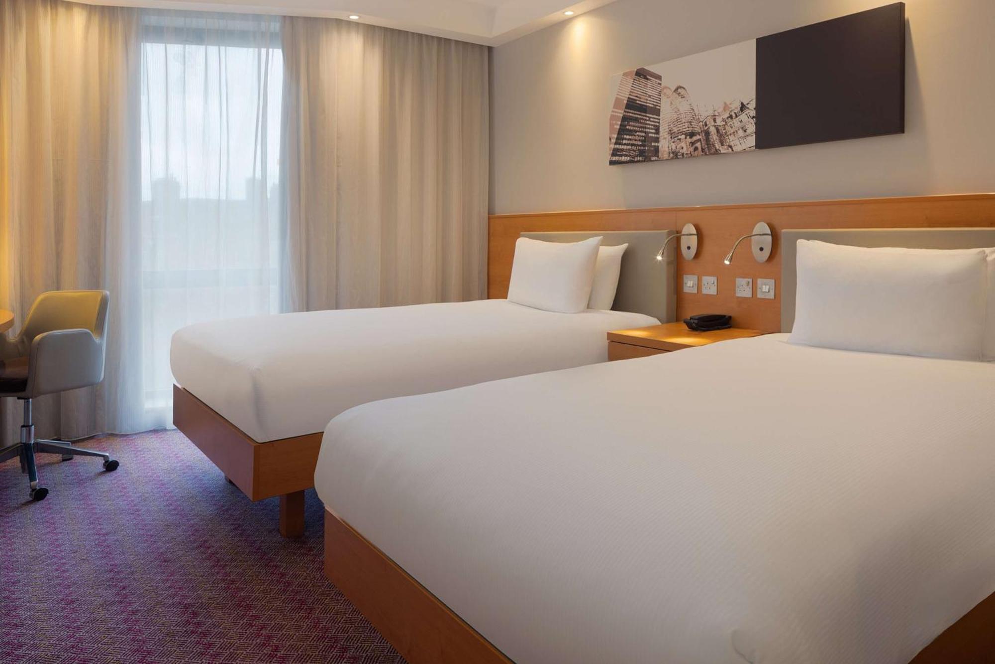 Hampton By Hilton London Waterloo Hotel Екстериор снимка